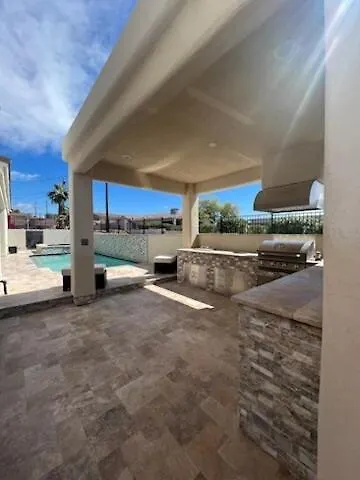 Ferienhaus Beautiful New Construction - New Pool & Spa! Lake Havasu City