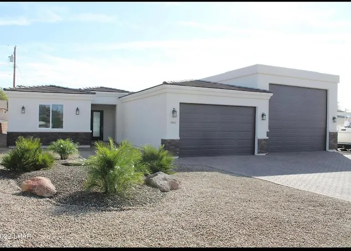 Beautiful New Construction - New Pool & Spa! *
