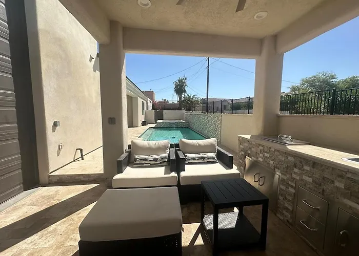 Beautiful New Construction - New Pool & Spa!