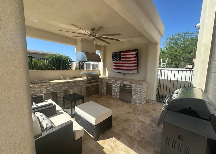 Beautiful New Construction - New Pool & Spa!