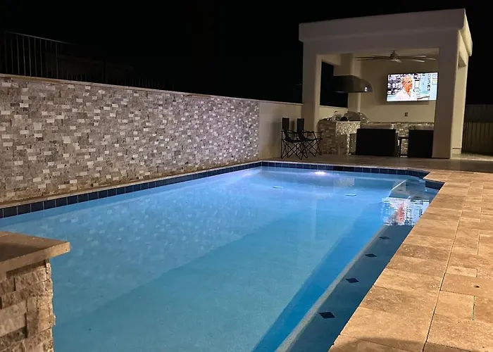 Ferienhaus Beautiful New Construction - New Pool & Spa! Lake Havasu City
